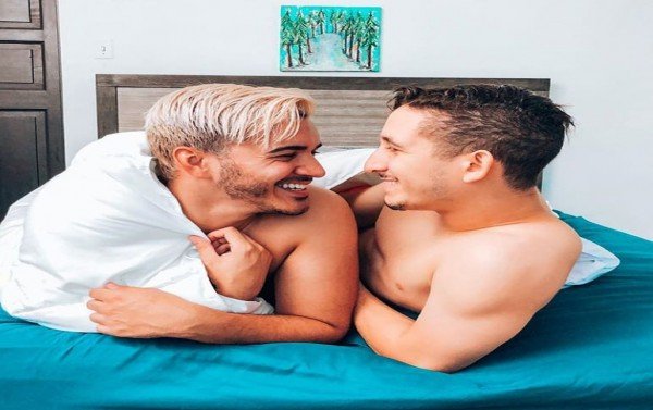 Skandal Video Bokep Gay Viral  KABUPATEN MUARO JAMBI